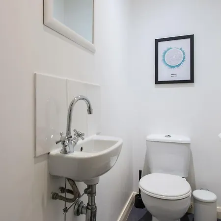 Downtown And Central 1 Bed In Edinburgh Exterior photo